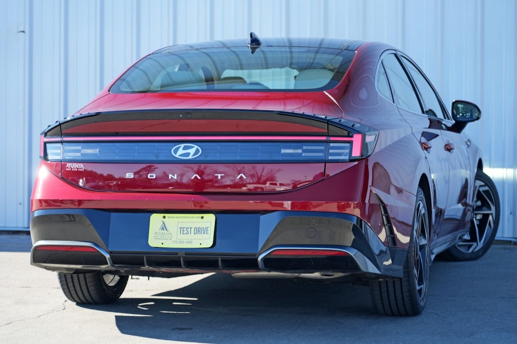 Used 2024 Hyundai Sonata SEL w/ Convenience Package Sedan