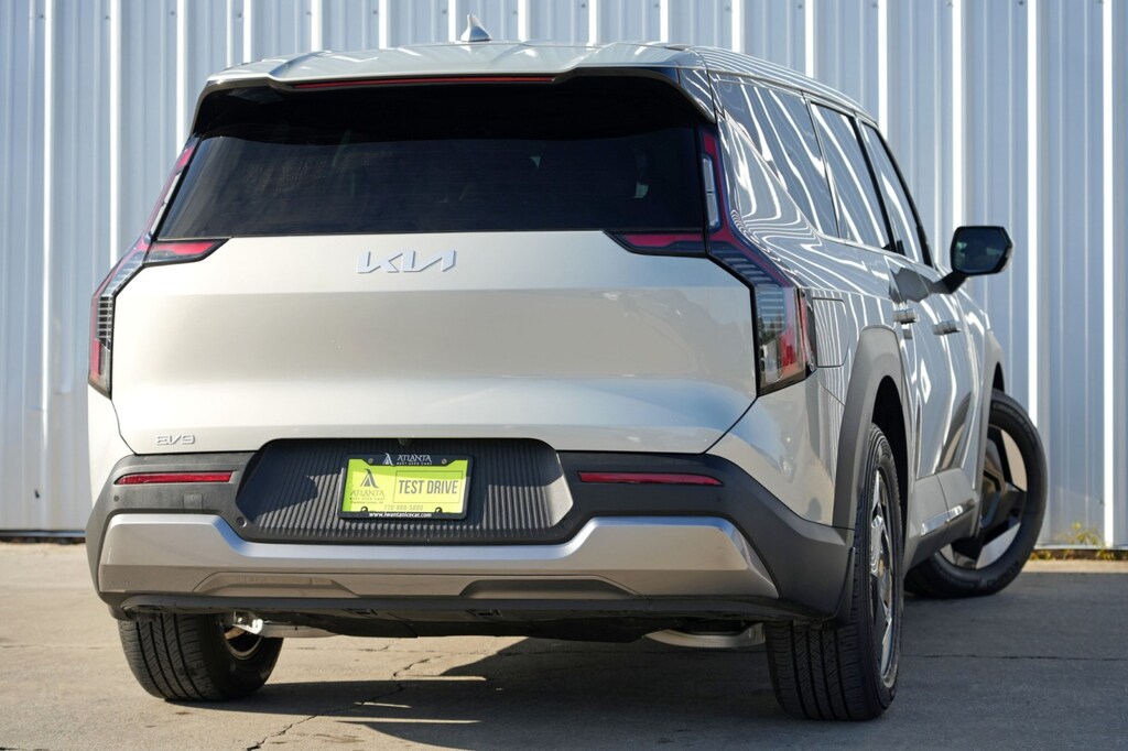 Used 2024 Kia EV9 Light Long Range SUV