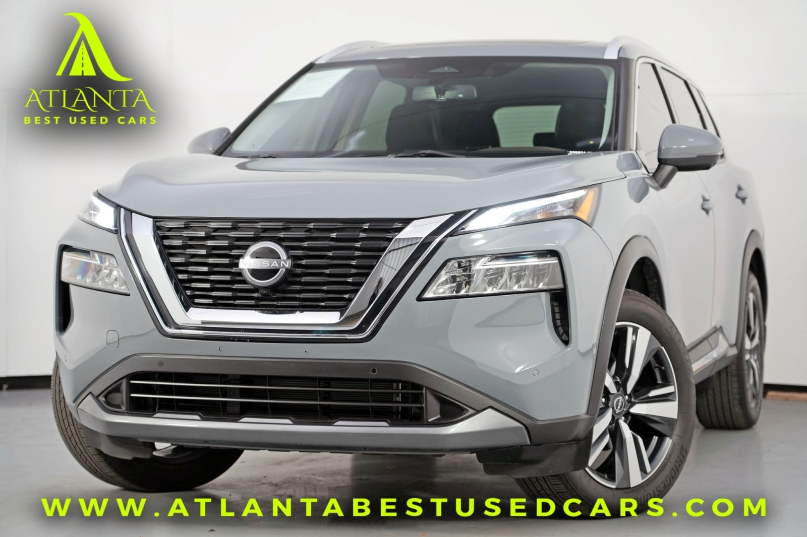 2023 Nissan Rogue SL's photo