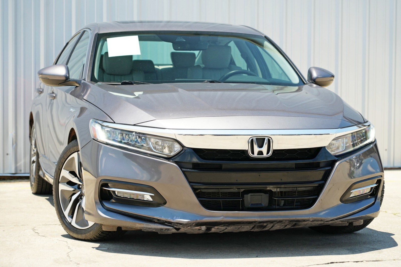 2018 Honda Accord Hybrid EX-L photo 2