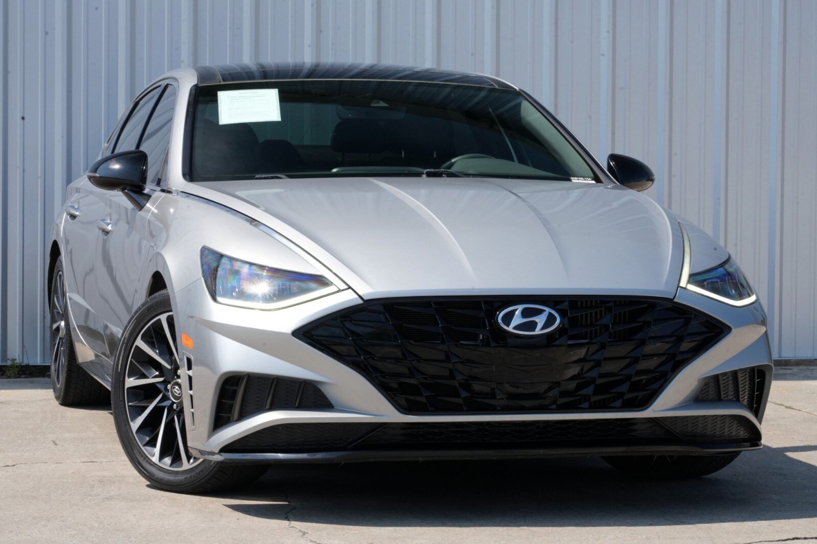 2020 Hyundai Sonata SEL Plus photo 2