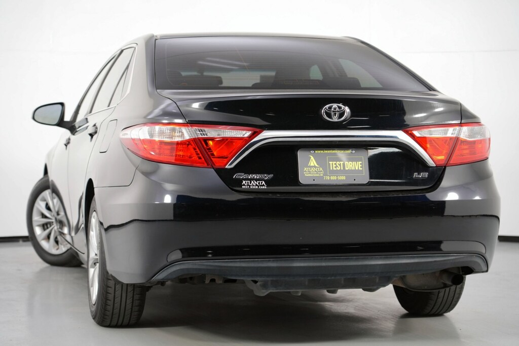 Used 2016 Toyota Camry LE Sedan