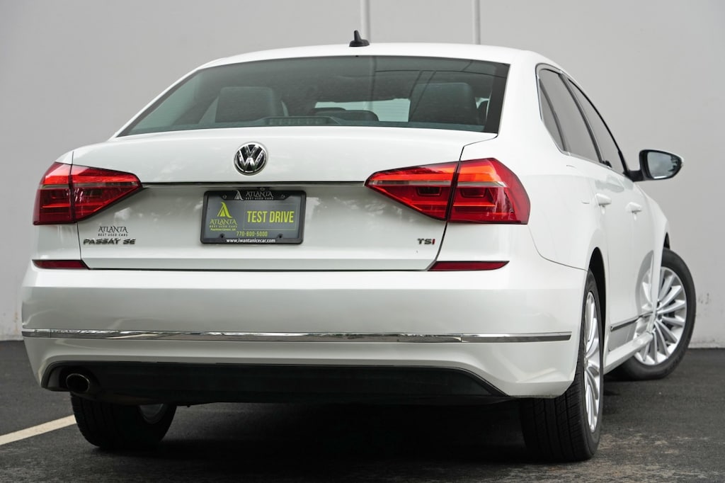 Used 2016 Volkswagen Passat 1.8T SE Sedan