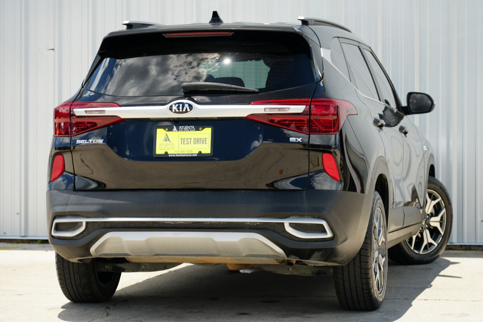 2021 Kia Seltos EX photo 3