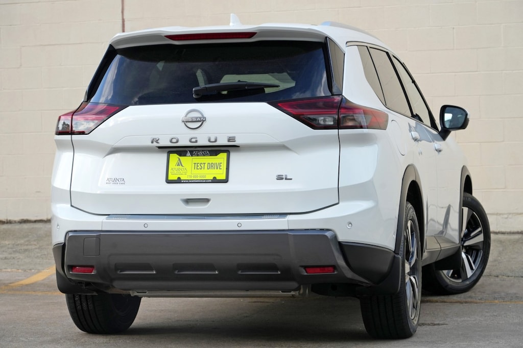 Used 2025 Nissan Rogue SL SUV