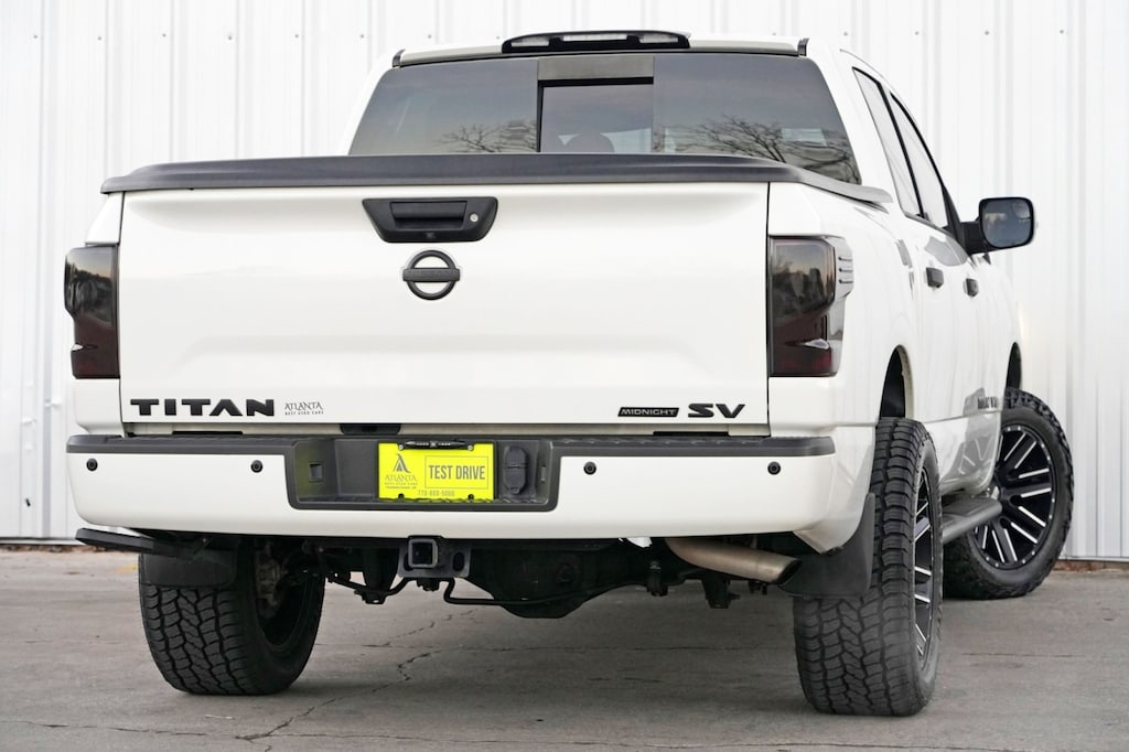 Used 2019 Nissan Titan SV w/ Midnight Edition & Convenience Package Truck Crew Cab