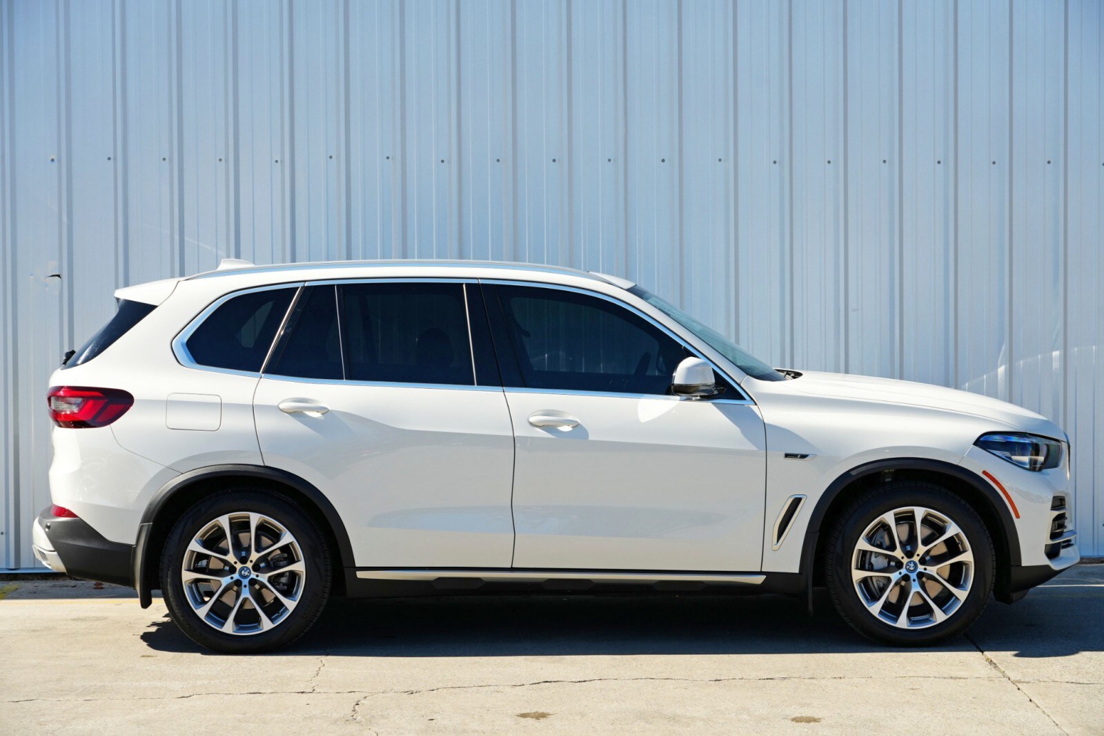 2022 BMW X5 45e - Photo 58