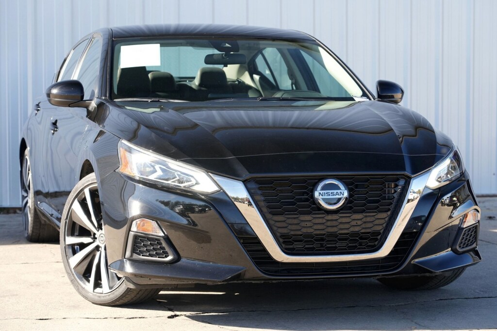 Used 2021 Nissan Altima 2.5 SR Sedan