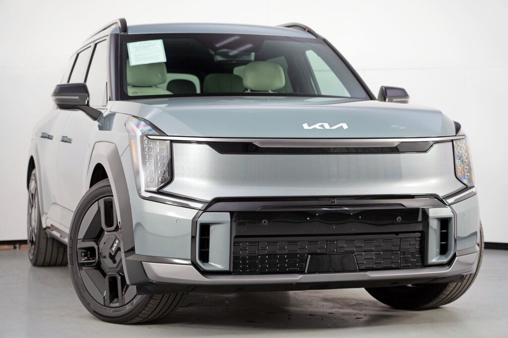 Used 2024 Kia EV9 GT-Line w/ VIP Relaxation Package SUV