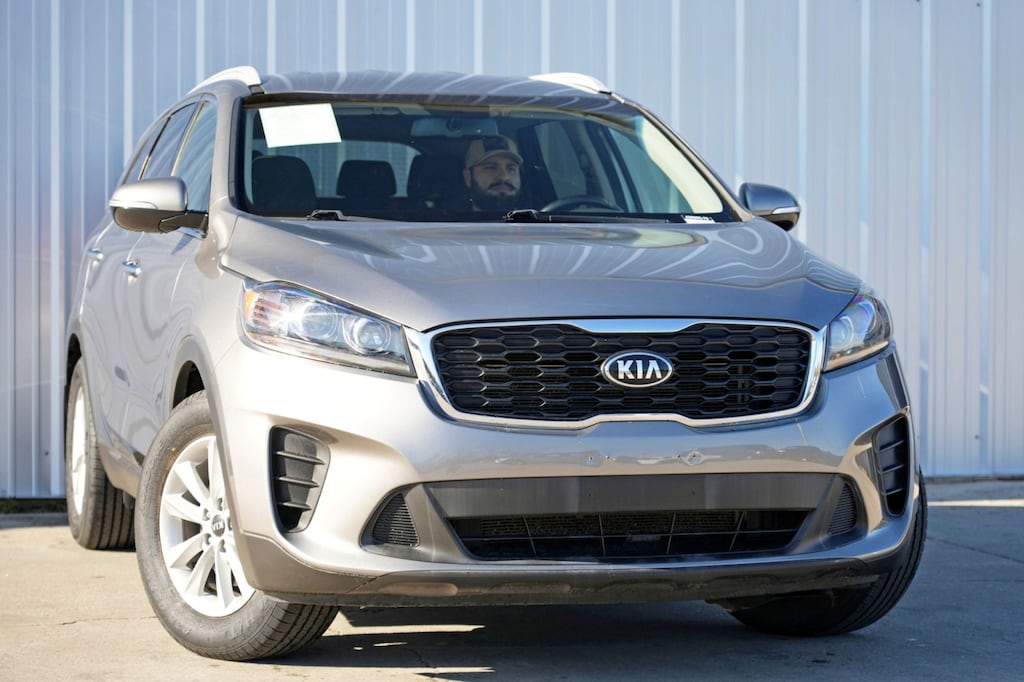 Used 2019 Kia Sorento LX w/ Convenience Package SUV