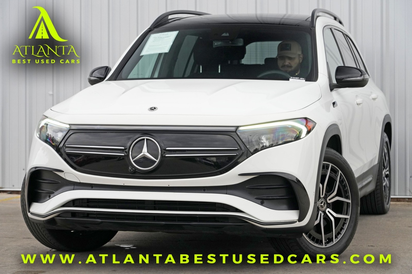 2022 Mercedes-Benz EQB EQB 350's photo