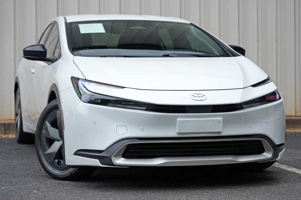 Used 2024 Toyota Prius Prime SE Hatchback