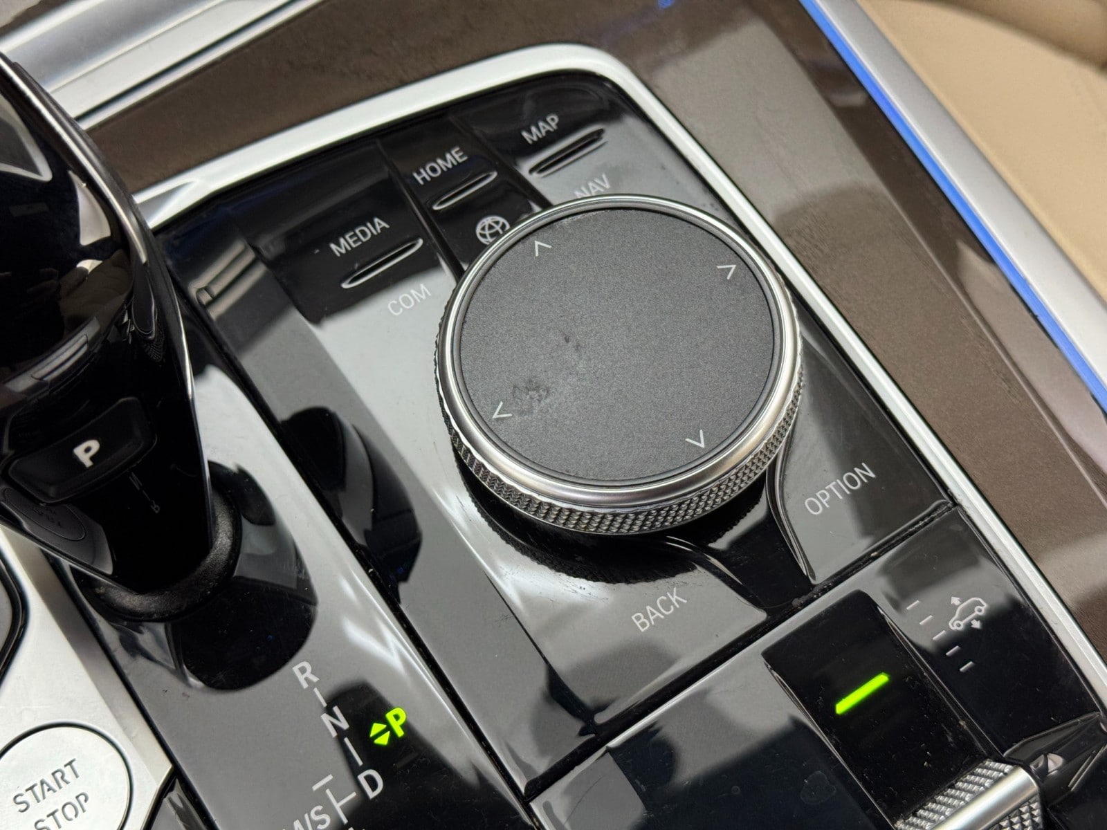 2022 BMW X5 45e - Photo 37