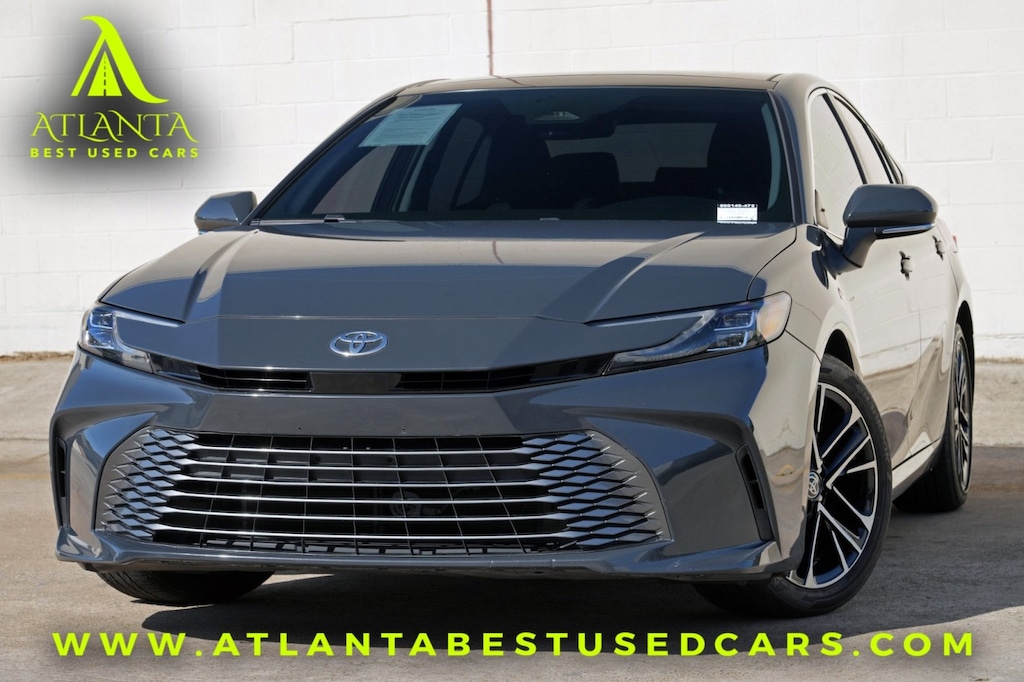 Used 2025 Toyota Camry XLE Sedan