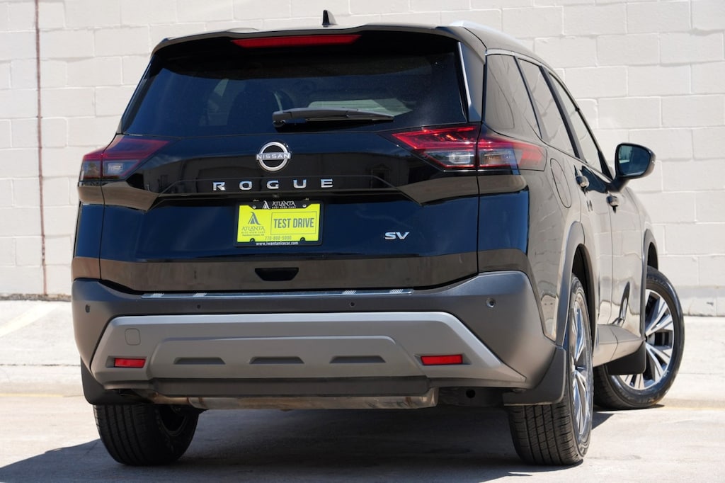 Used 2023 Nissan Rogue SV w/ Premium Package SUV