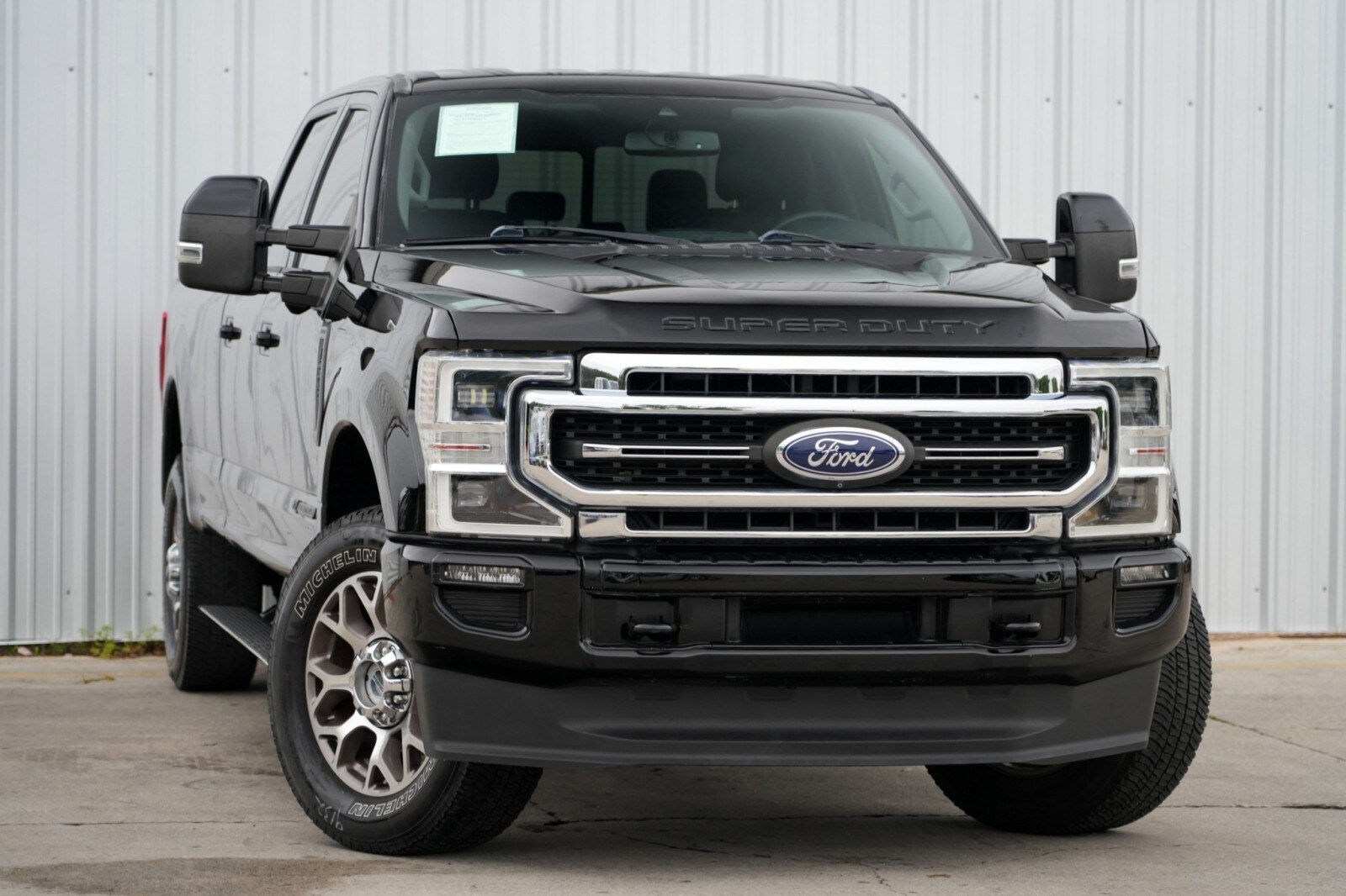 2020 Ford F-350 Lariat photo 2