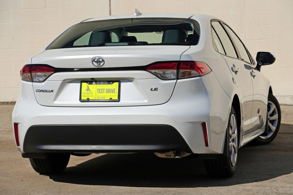 Used 2025 Toyota Corolla LE Sedan