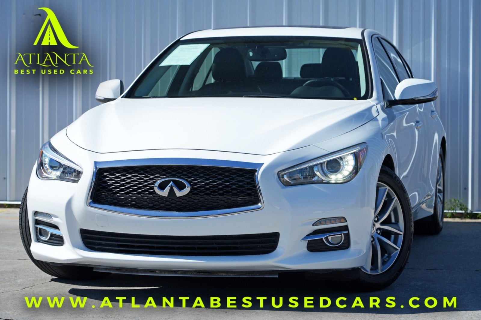 2017 INFINITI Q50 Premium