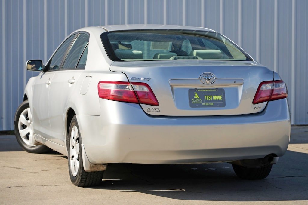 Used 2007 Toyota Camry LE Sedan
