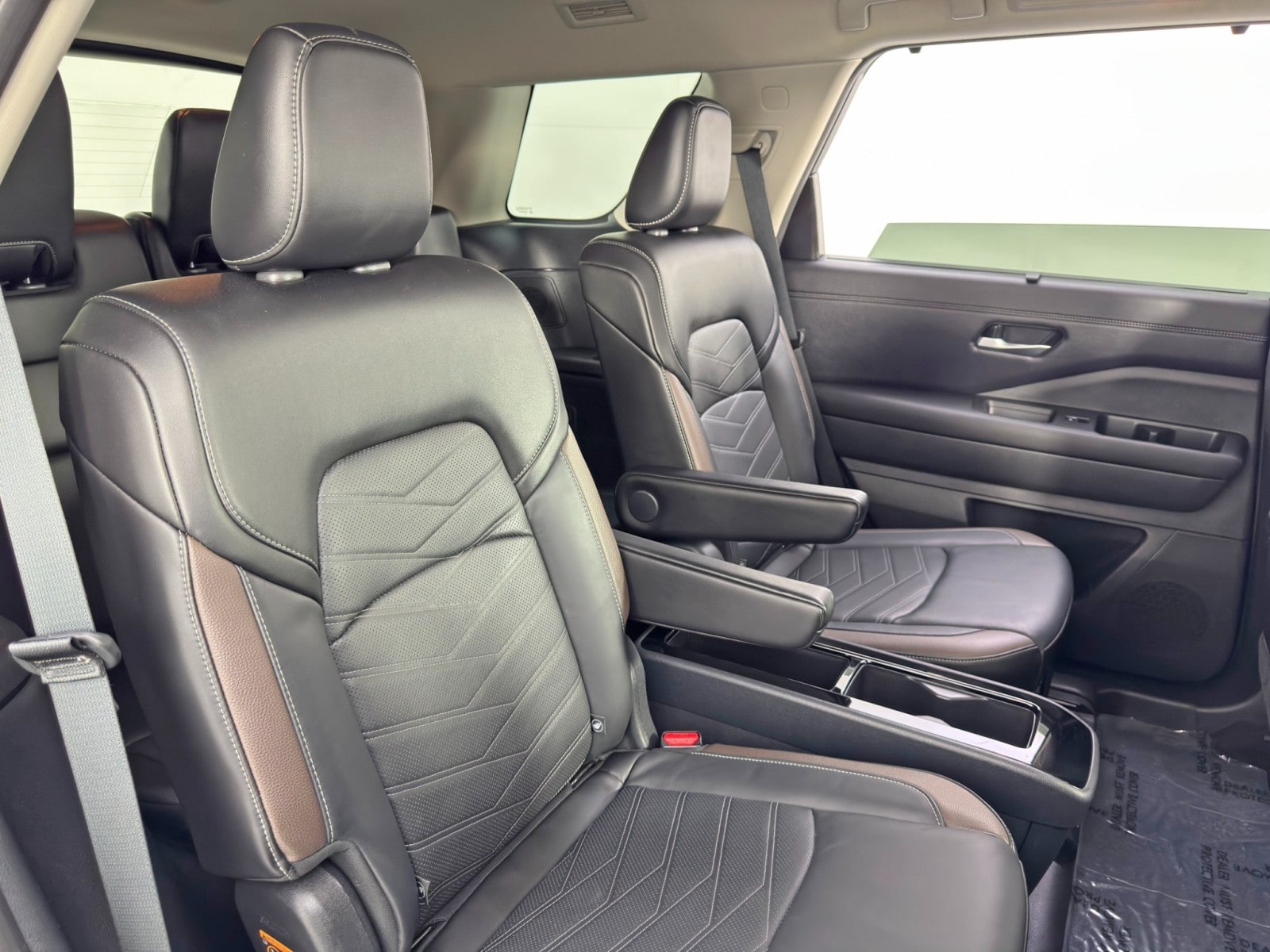 2024 Nissan Pathfinder Platinum - Photo 39