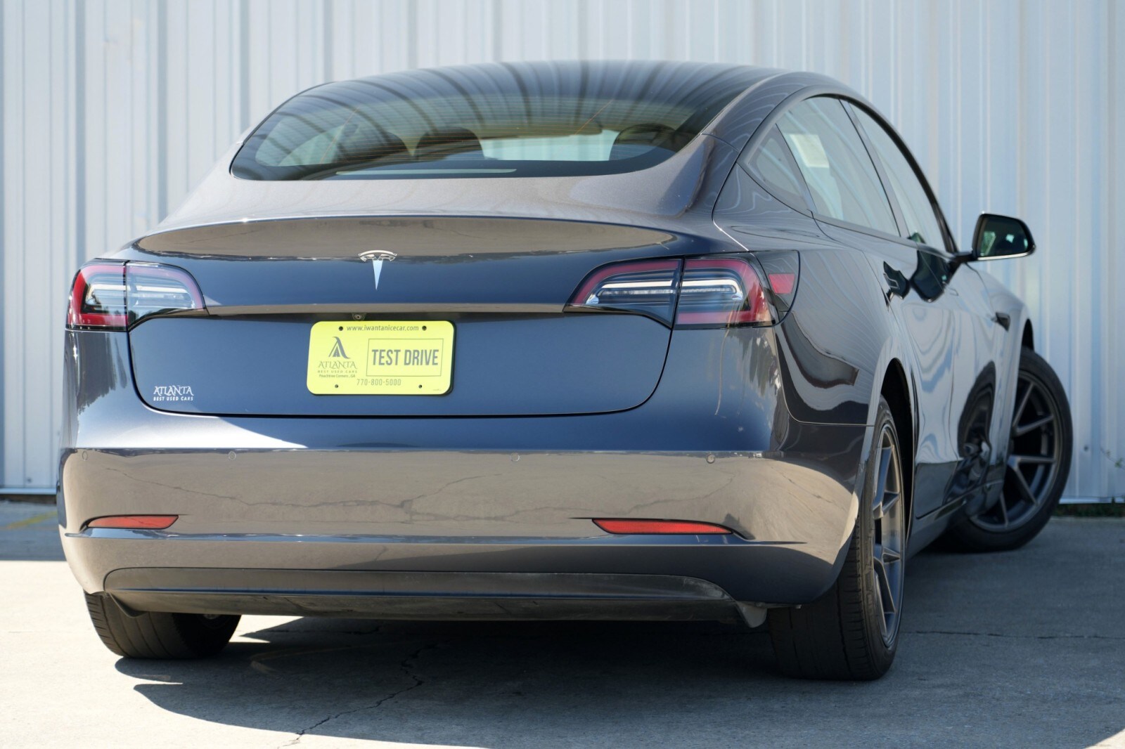 2021 Tesla Model 3 Standard Range Plus photo 3