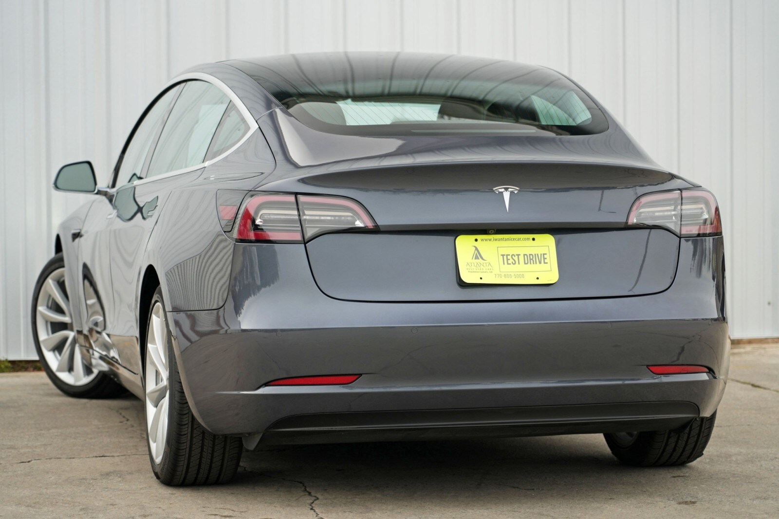 2020 Tesla Model 3 Standard Range Plus photo 3