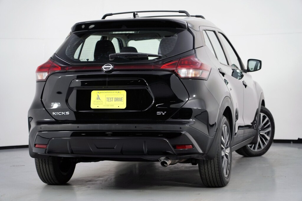 Used 2022 Nissan Kicks SV SUV