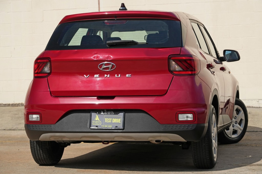 Used 2020 Hyundai Venue SE SUV