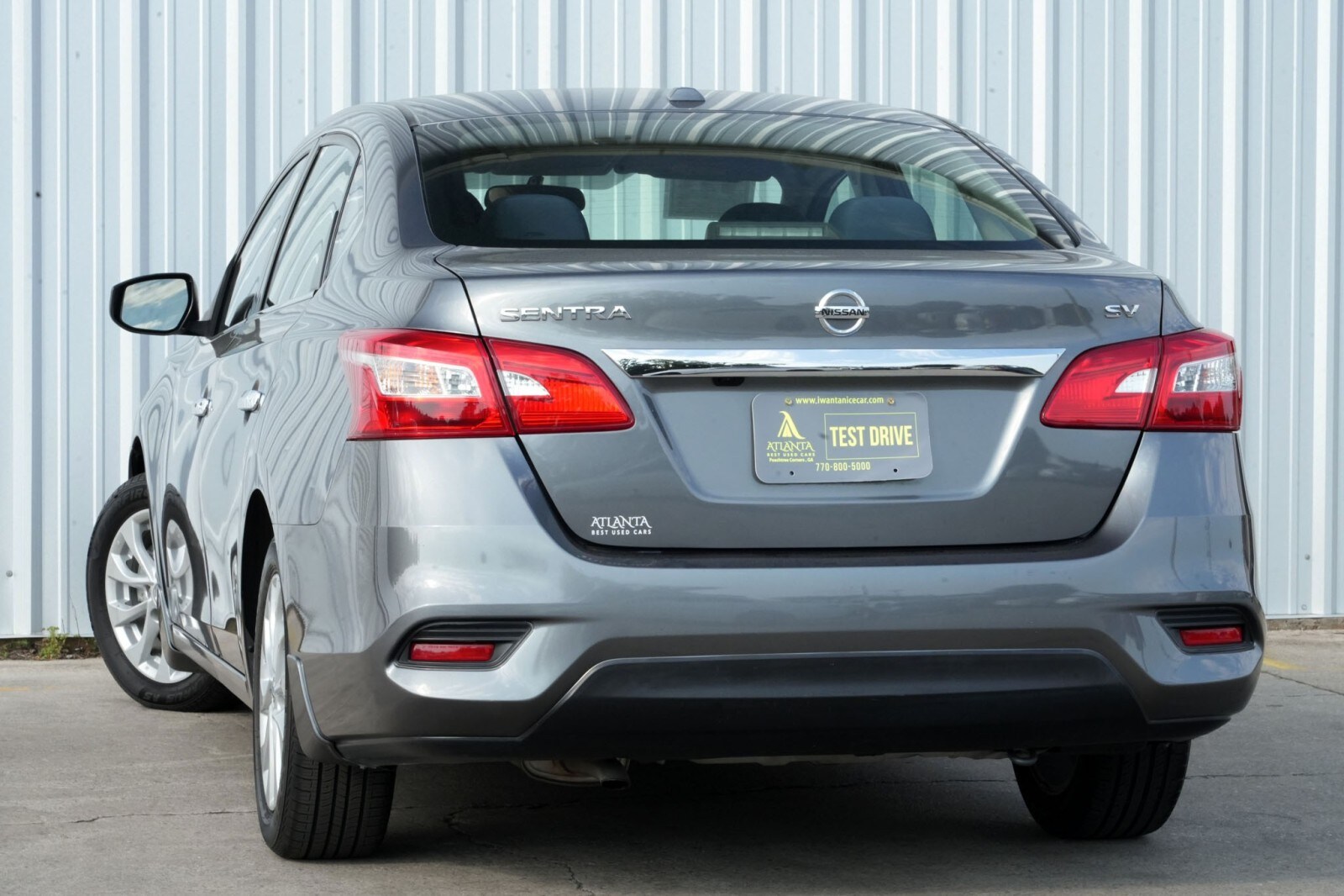 2019 Nissan Sentra SV photo 4