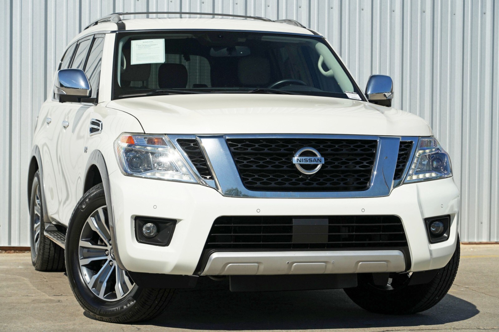 2018 Nissan Armada SL photo 2