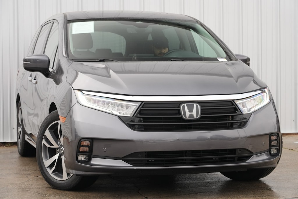 Used 2023 Honda Odyssey Touring Van