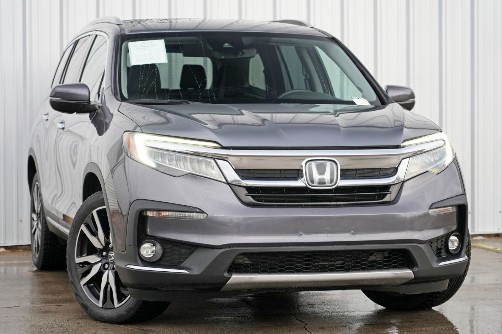 2021 Honda Pilot Touring photo 2