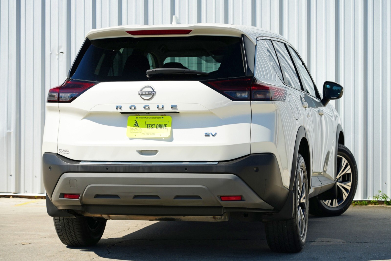 2022 Nissan Rogue SV photo 3