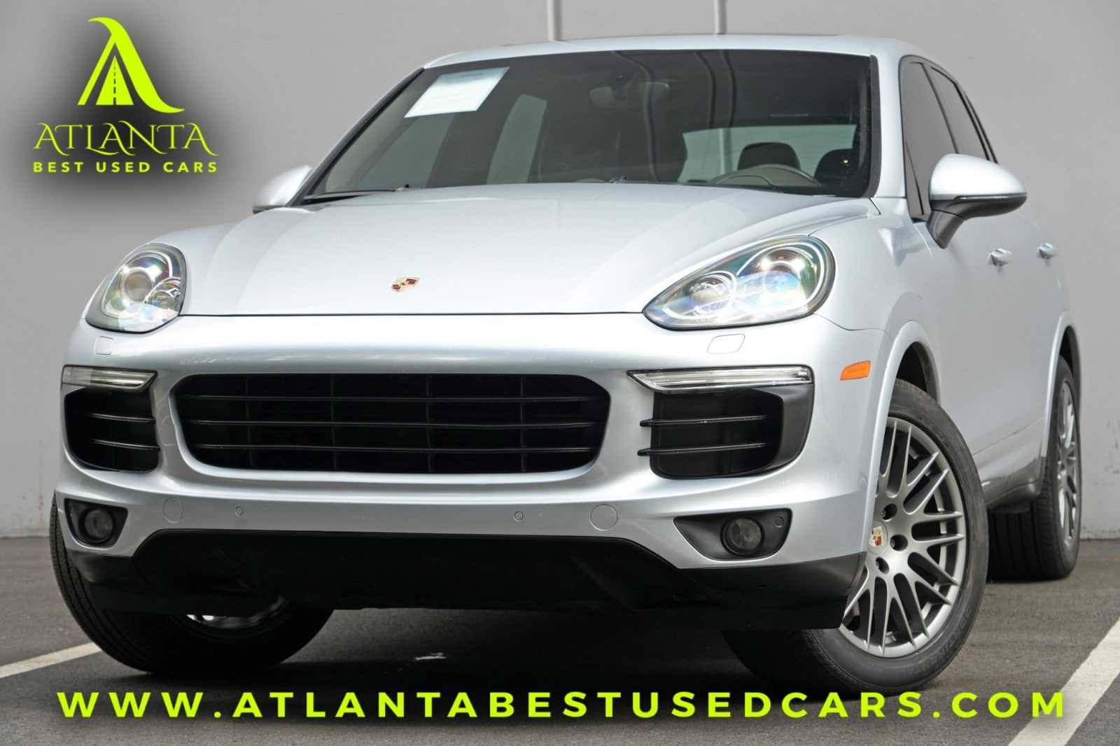 2017 Porsche Cayenne Platinum Edition's photo