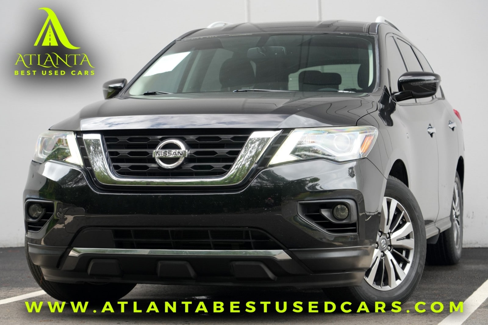 2019 Nissan Pathfinder SV 2WD's photo