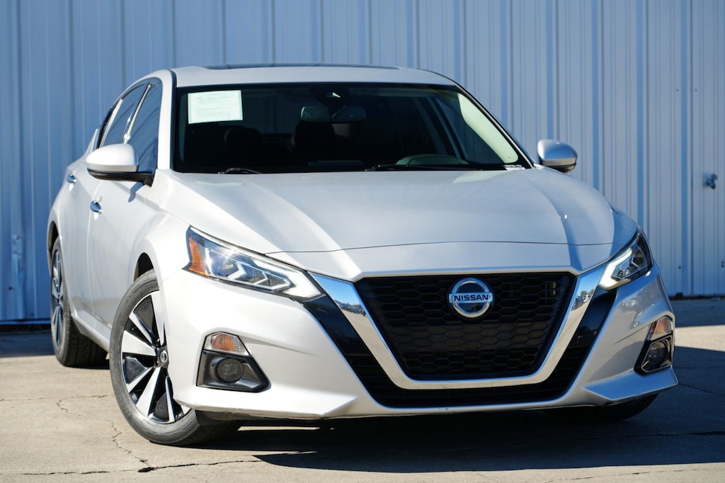 Used 2020 Nissan Altima 2.5 SL Sedan