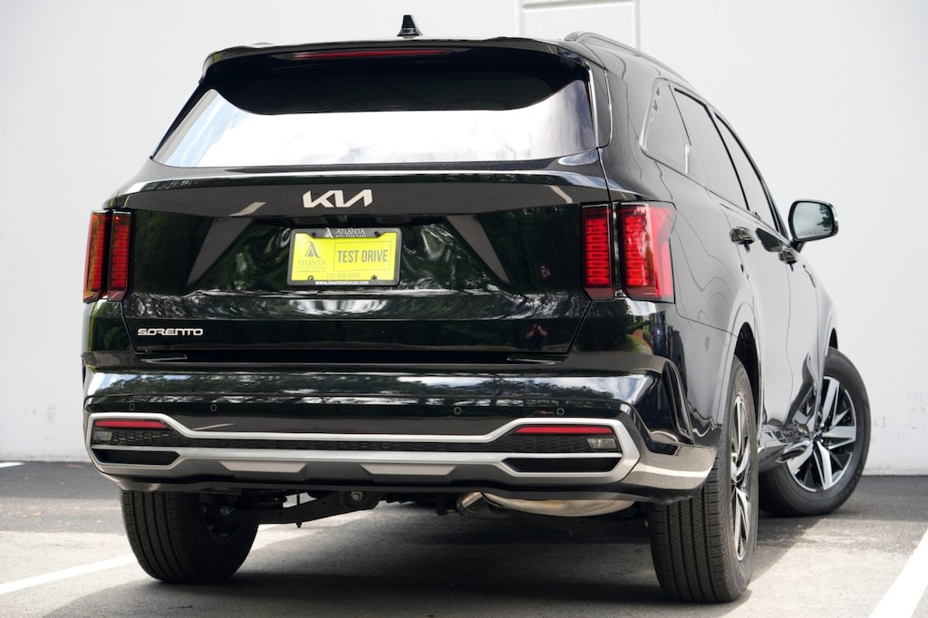 Used 2023 Kia Sorento S SUV