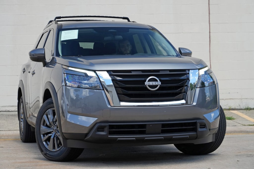 Used 2023 Nissan Pathfinder SV SUV