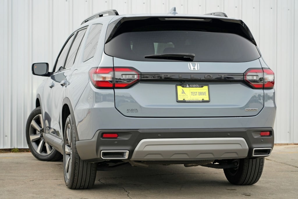 Used 2024 Honda Pilot Touring SUV