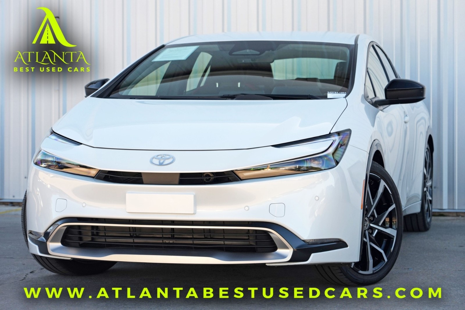 2025 Toyota Prius XSE Plug-in Hybrid's photo
