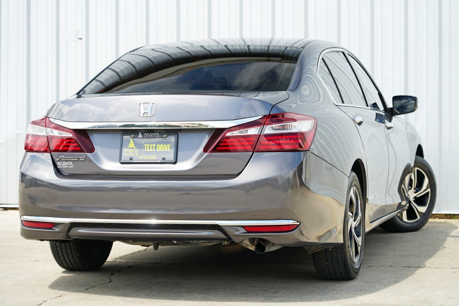 2017 Honda Accord LX photo 3