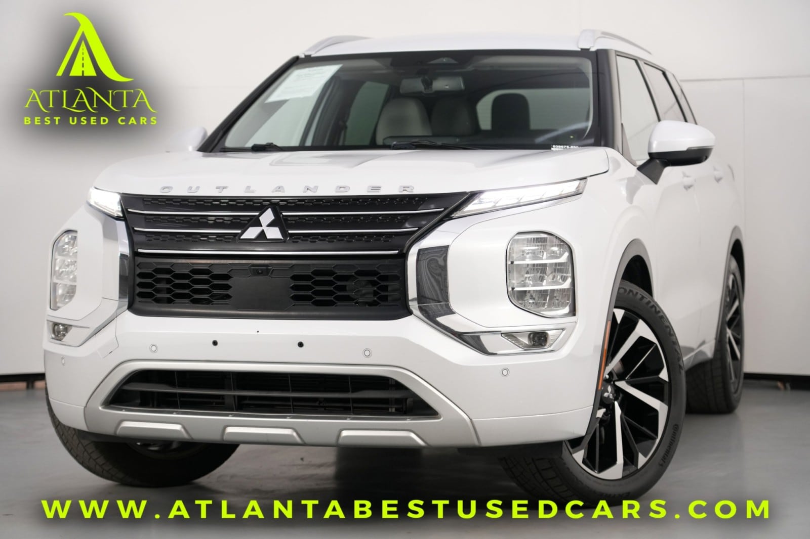 2022 Mitsubishi Outlander SEL's photo