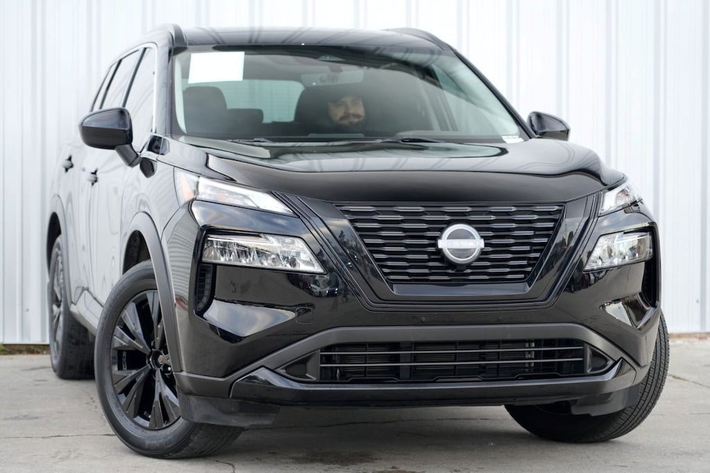 Used 2023 Nissan Rogue SV w/ Premium & Midnight Edition Packages SUV