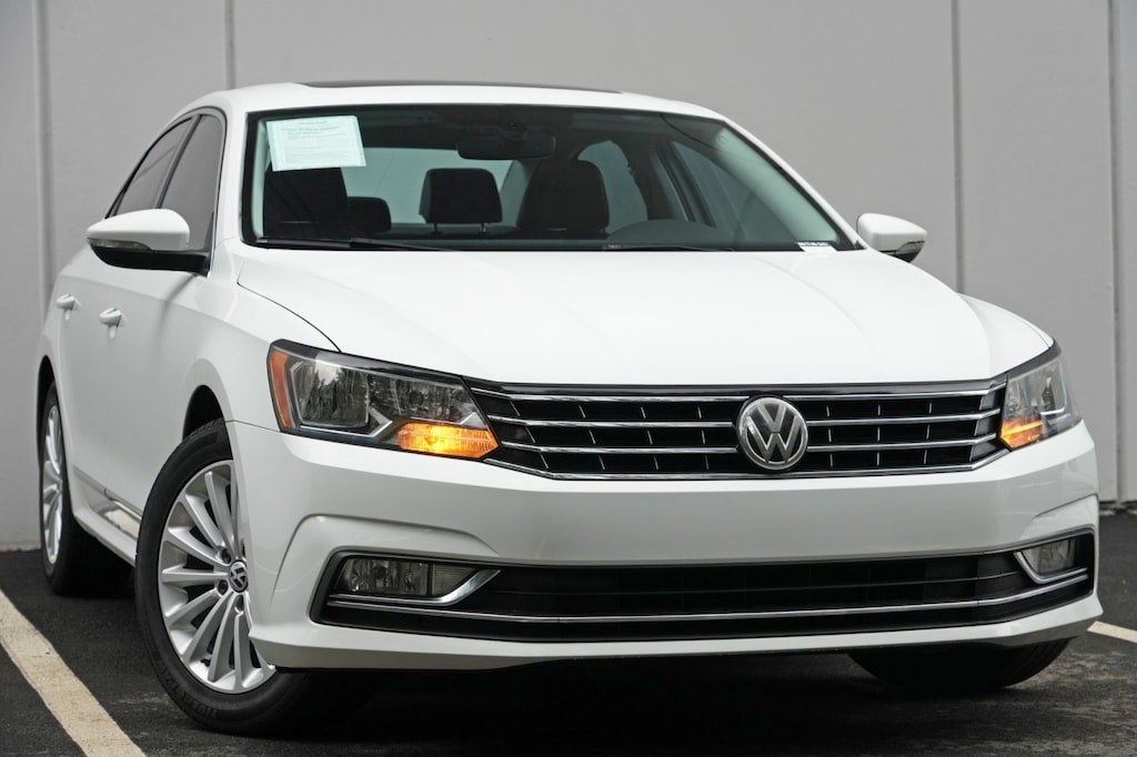 Used 2016 Volkswagen Passat 1.8T SE Sedan