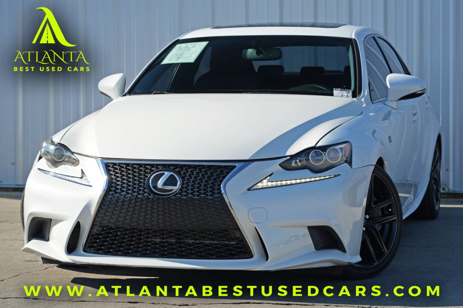 2016 Lexus IS 200t's photo