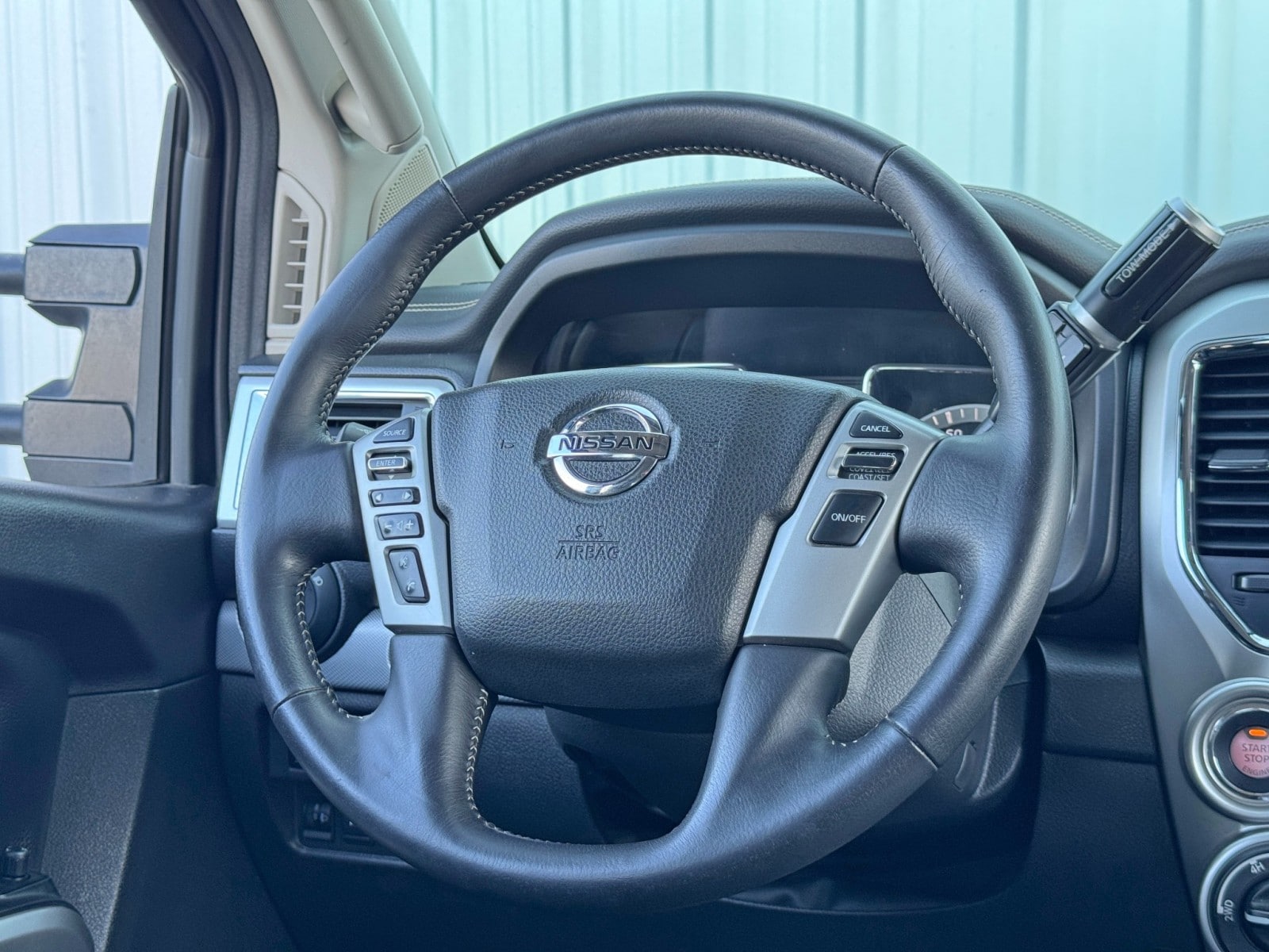 2019 Nissan Titan XD Pro-4X - Photo 18