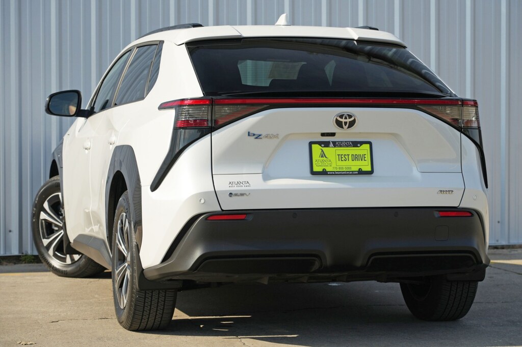Used 2024 Toyota bZ4X XLE SUV