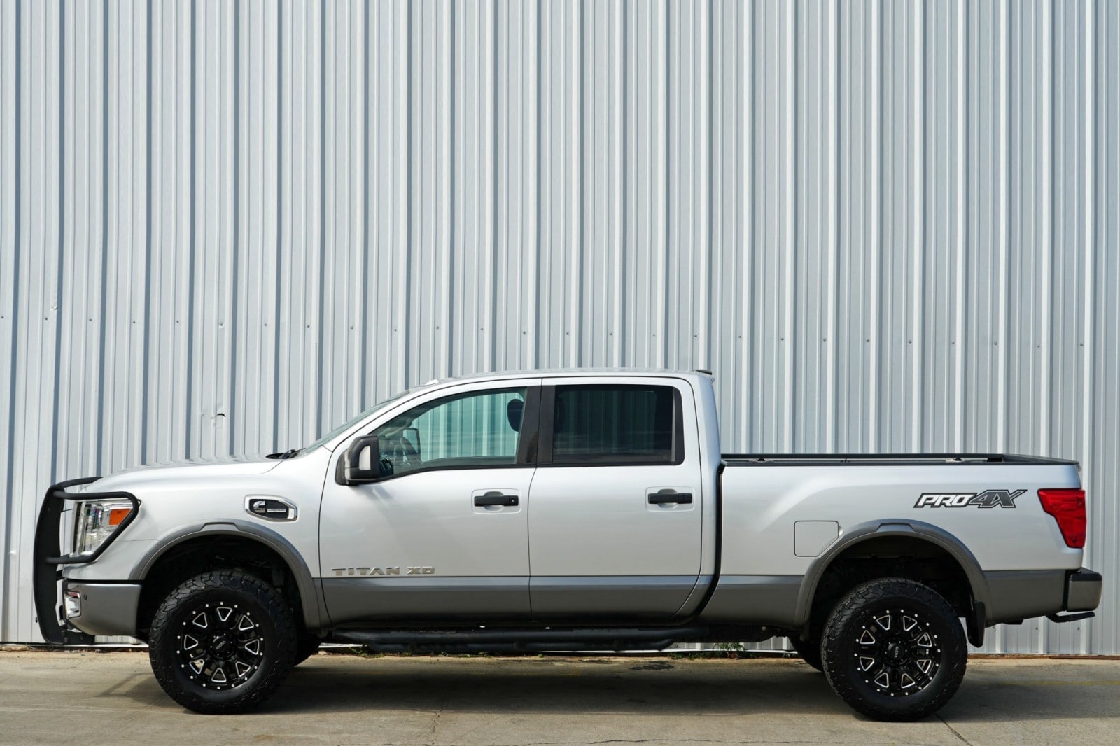 2019 Nissan Titan XD Pro-4X - Photo 44