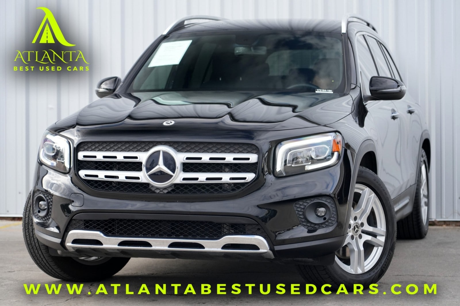 2022 Mercedes-Benz GLB's photo