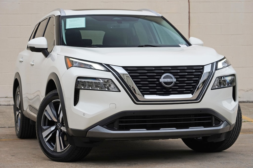 Used 2023 Nissan Rogue SL w/ Premium Package SUV